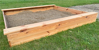 Platz zum Spielen und Versinken in der Kreativität der Kinder Sandkasten aus naturbelassenem Massivholz 180 x 180 cm 3